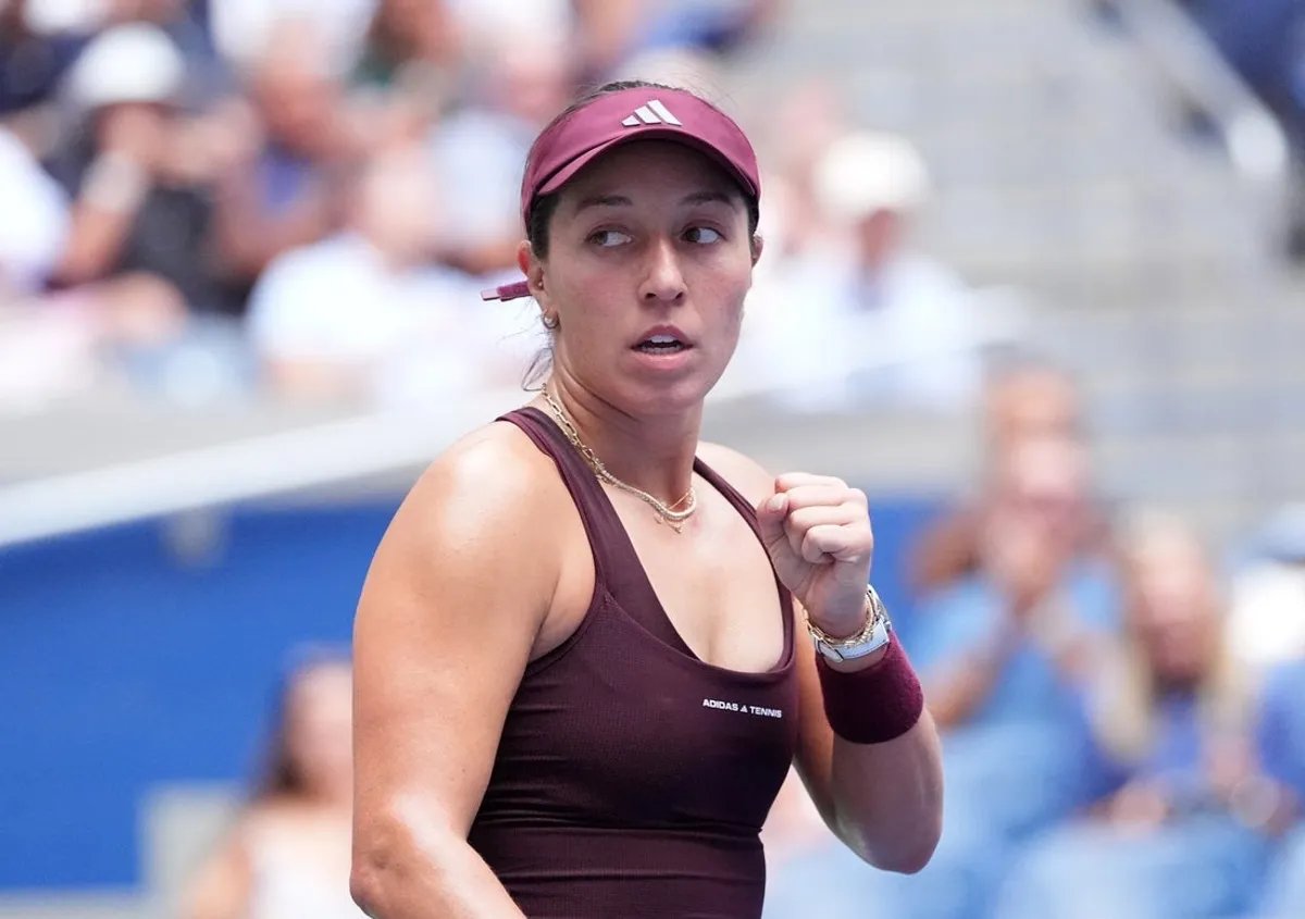 4 de septiembre de 2026; Nueva York, Estados Unidos; Jessica Pegula de Estados Unidos celebra ganar el segundo set durante su partido de tercera ronda contra Leila Fernández de Canadá. Crédito obligatorio: Robert Deutsch-Imagn Images