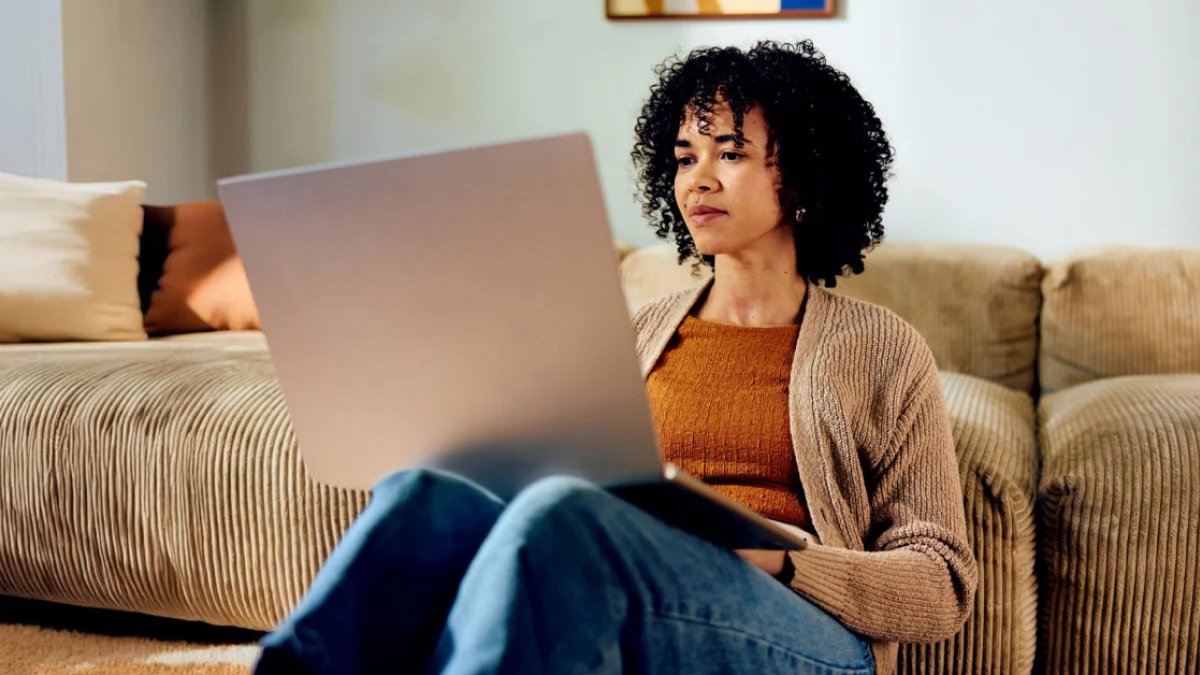 Cómo protegerse de las estafas de IA: ahorre 0 con el antivirus McAfee