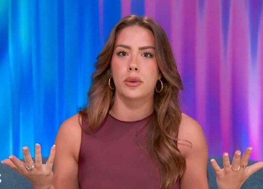 Gran Hermano: Dee Fumes, Angela Mello-Drew y Vote Twist