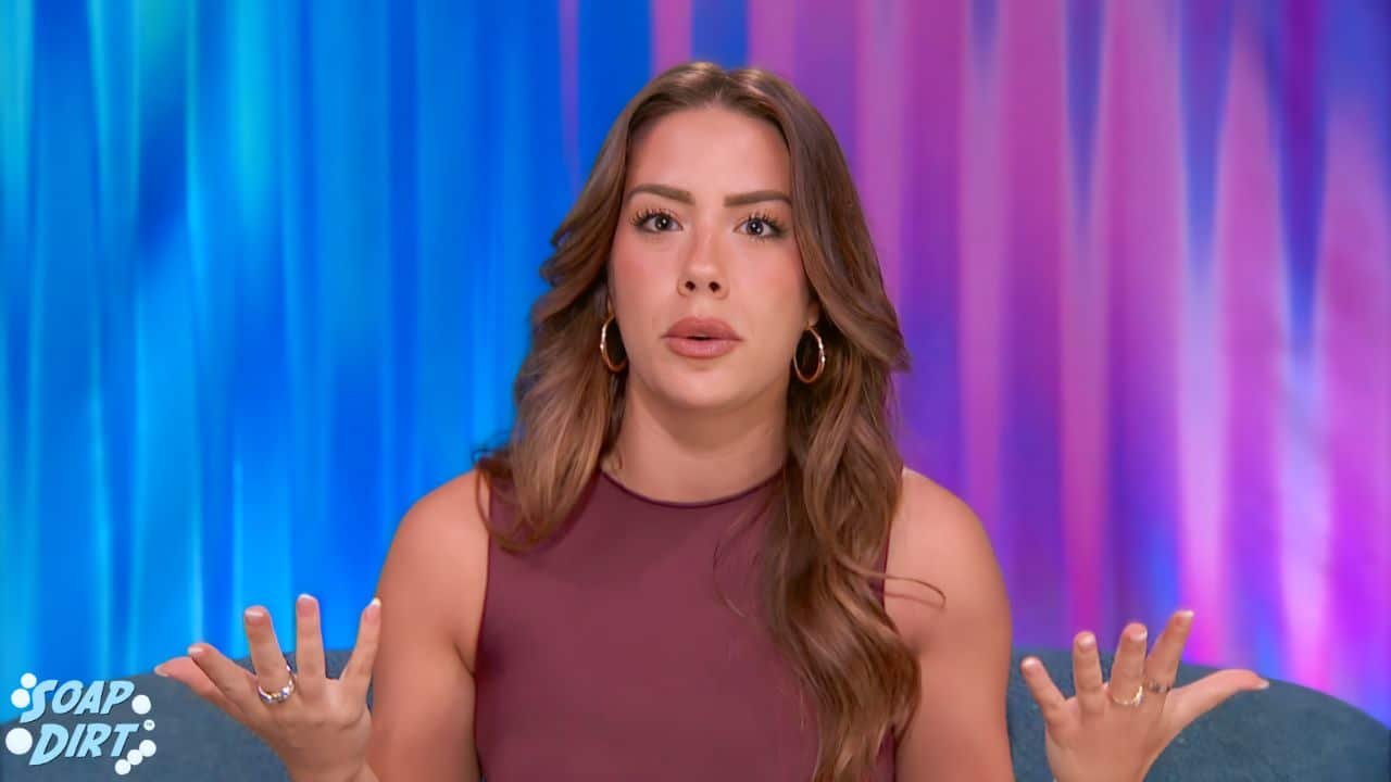 Gran Hermano: Dee Fumes, Angela Mello-Drew y Vote Twist