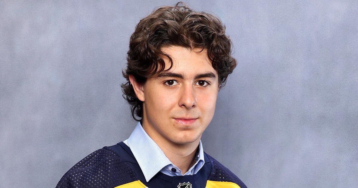 La familia del jugador de hockey de ASU Matthew Mayich está 'orando por un milagro'