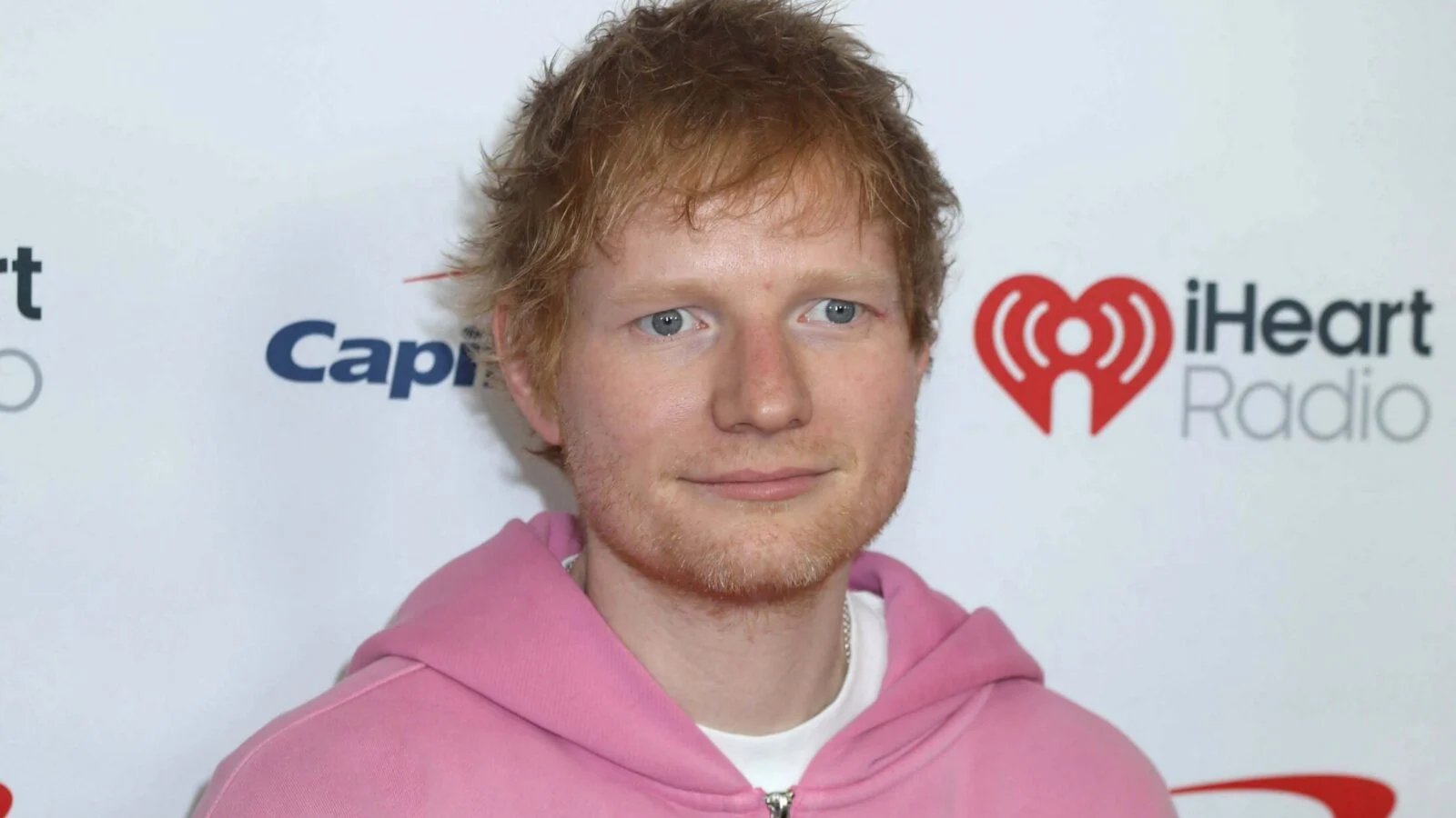 La gira de actos secundarios de Ed Sheeran comienza entre Fallout