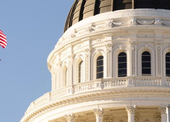 Los votantes de California están decepcionados con el calendario de votación de noviembre. Dirección estatal y nacional.