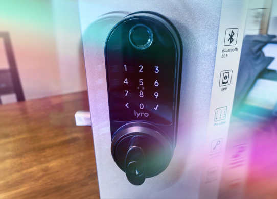 Fingí estar de vacaciones para probar esta cerradura inteligente rentable