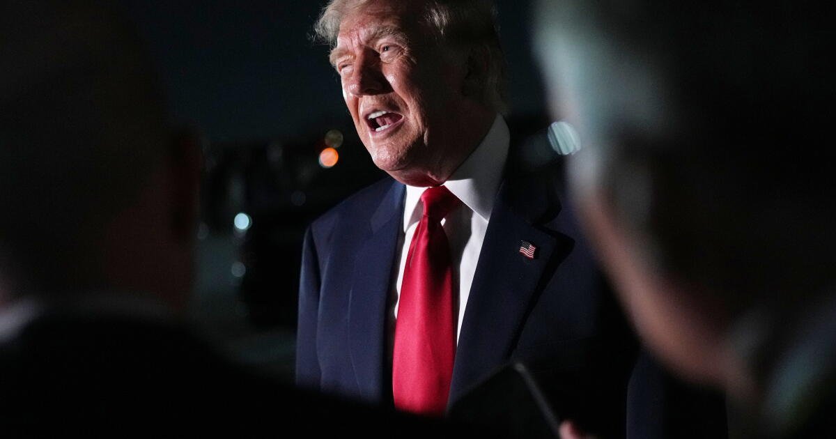 "Pasará": Trump rechaza las crecientes advertencias sobre los peligros de la IA, lo que genera indignación