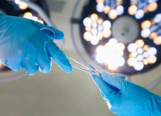 Sistema de salud proyecta débiles volúmenes quirúrgicos de 2026