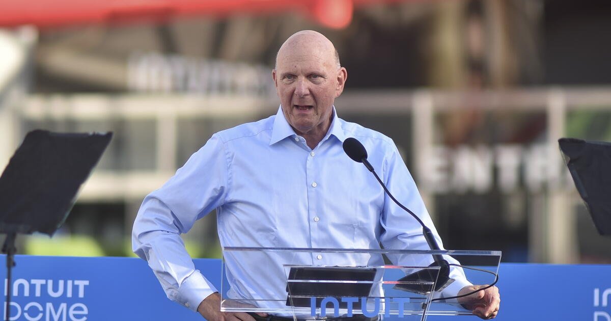 Steve Ballmer dice que los Clippers cumplirán la prohibición de la NBA