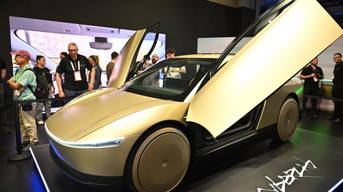 Tesla lanza Cybercab en Austin. Horas más tarde, el FBI inició una investigación.