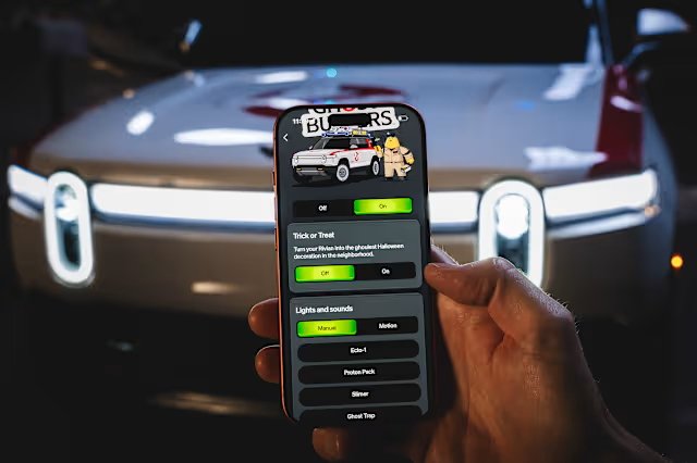 Aplicación Rivian Ghostbusters en tu teléfono, con el backend personalizado para Ecto-R1