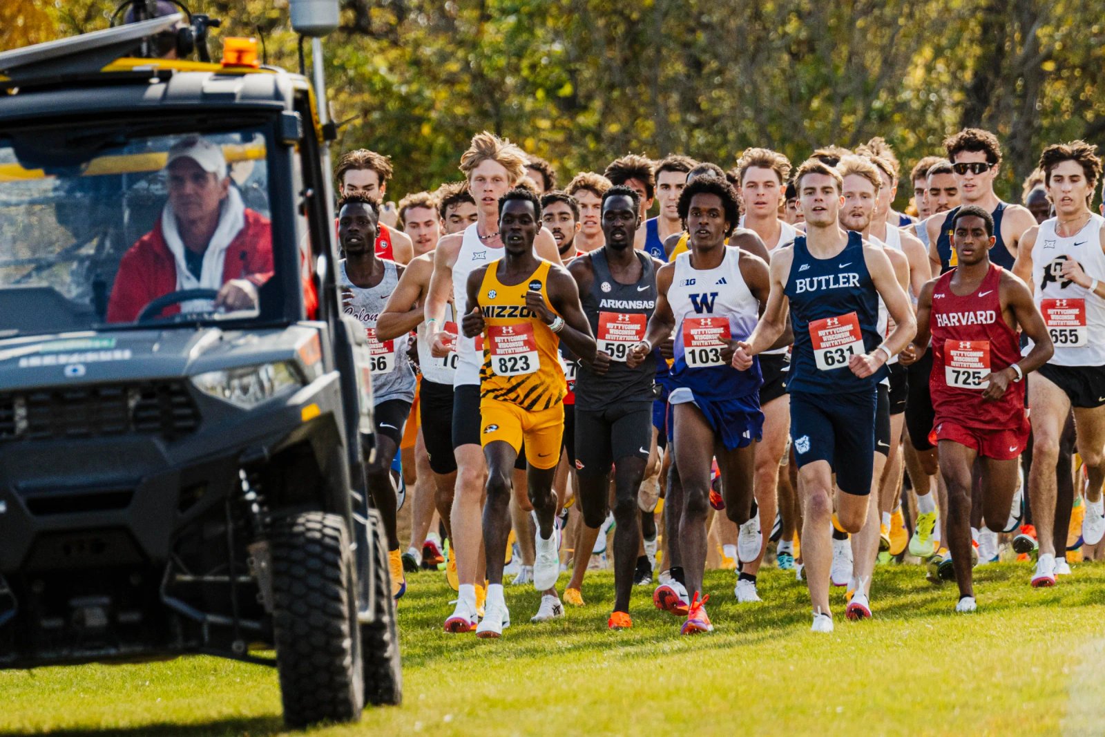 El estudiante de primer año Gene Kipchumba terminó en el puesto 86 en la carrera de 8 km masculina el viernes 9 de octubre en el campo Zimmer Championship en Madison, Wisconsin.