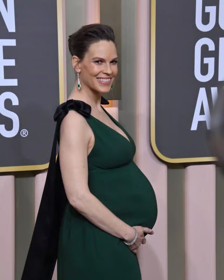Hilary Swank asiste a los Golden Globe Awards en Beverly Hills