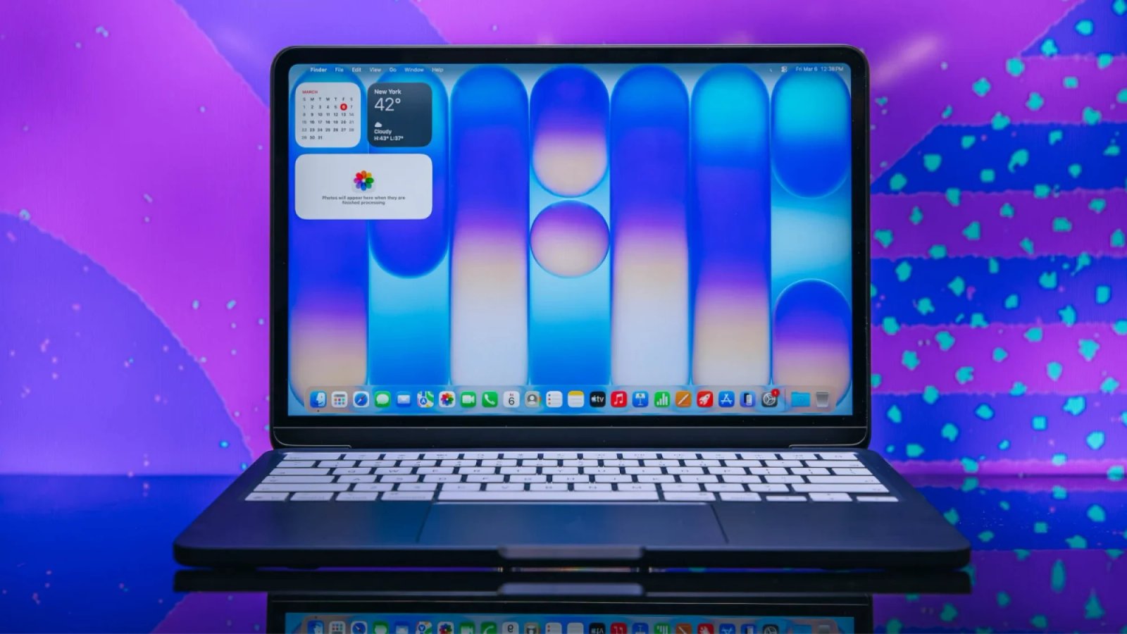 AppleMacBook Neo