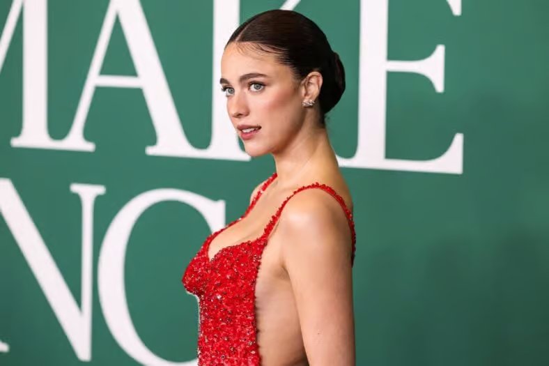 Margaret Qualley en una proyección especial en Los Ángeles de 'How to Make a Killing' de A24